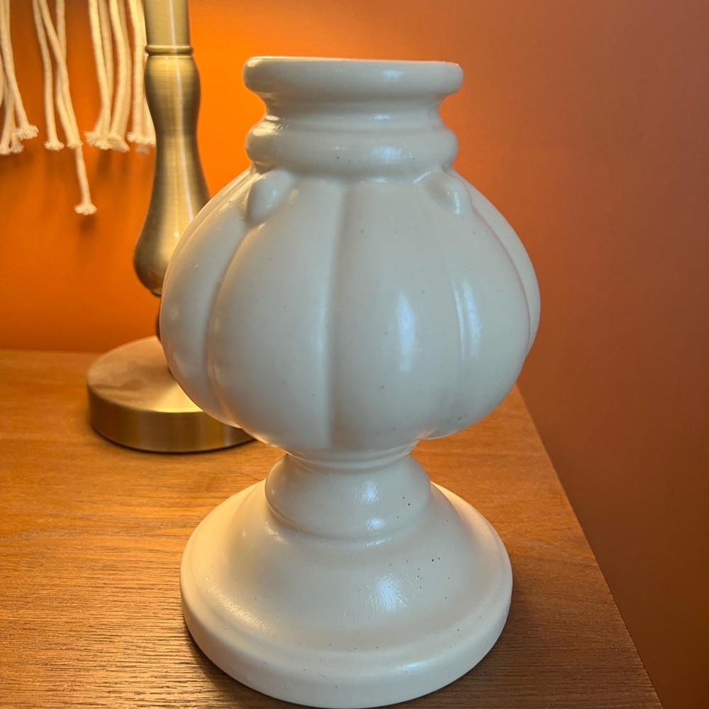 Royal Hagar 1999 Elegant Textured Cream Candle Holder or Pedestal